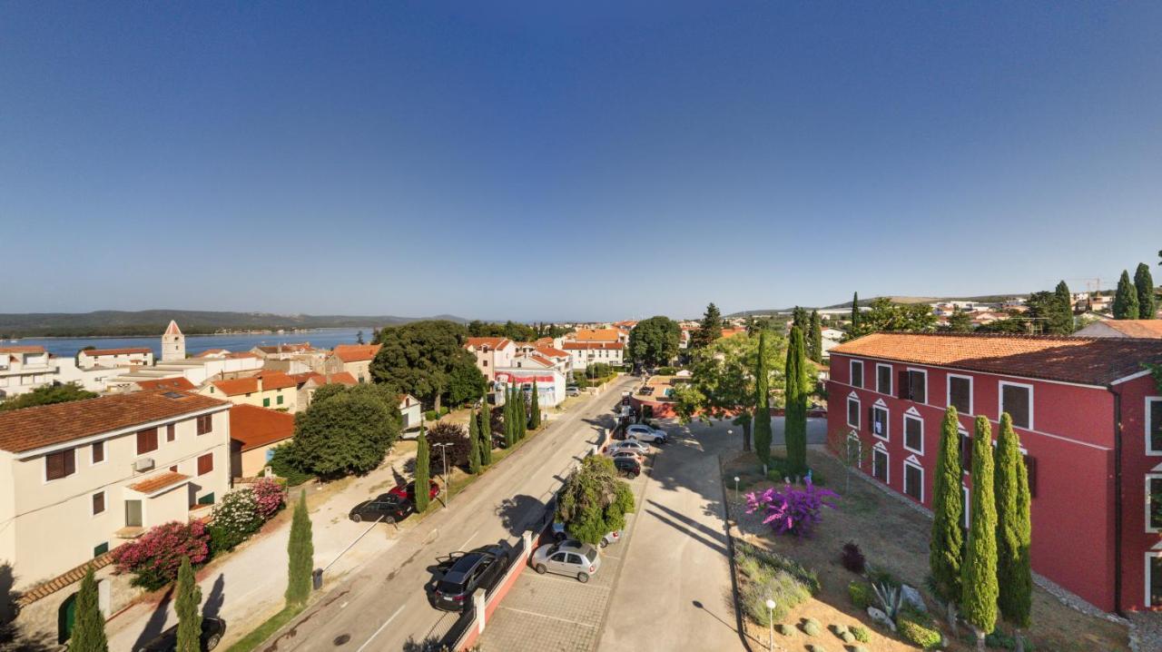 Hotel Villa Donat Sveti Filip i Jakov Esterno foto