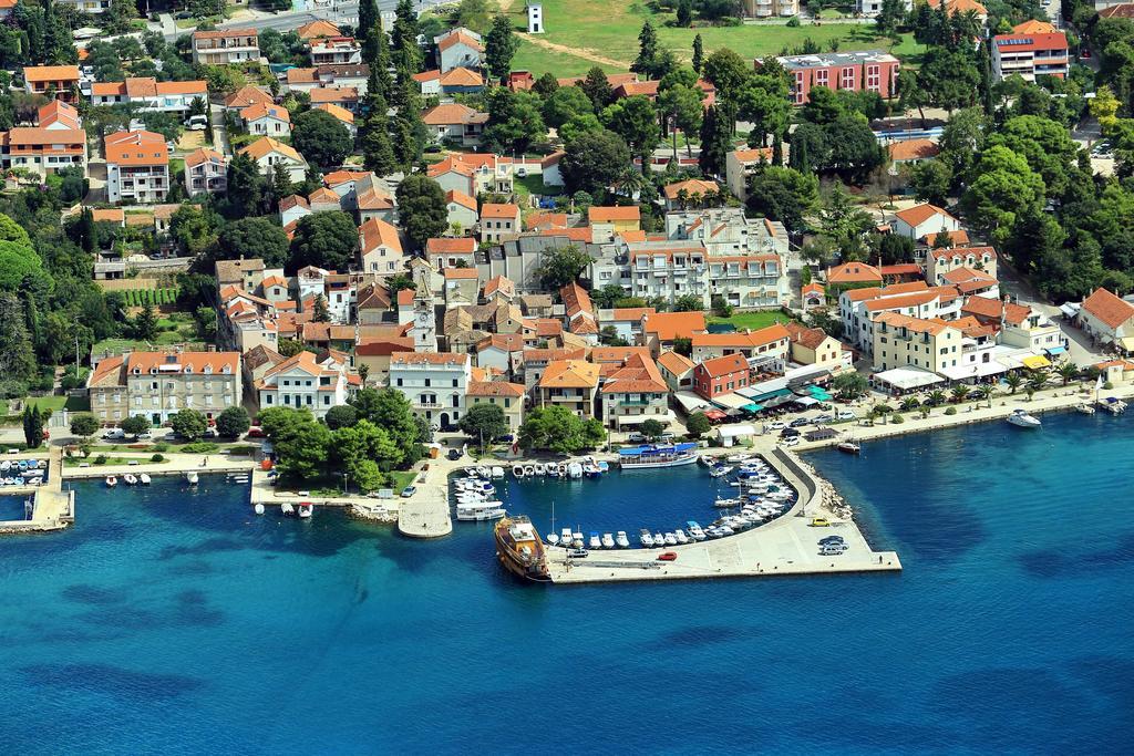 Hotel Villa Donat Sveti Filip i Jakov Esterno foto